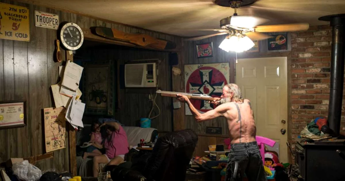 kkk foto anthony karen