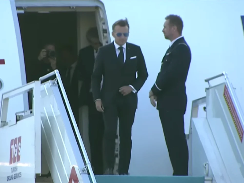 Emmanuel Macron a ajuns la summitul de la Ankara/FOTO: Captură video Reuters