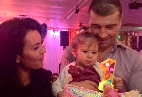 Lucian Bute tatic fetita Ema Anabella (2) jpeg