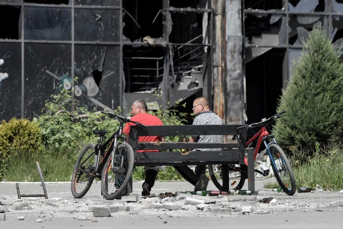 Oras Mariupol Ucraina port oameni strada civili militari 29 30 mai 2022 FOTO Profimedia