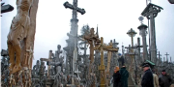 Colina crucii din Lituania