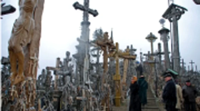 Colina crucii din Lituania