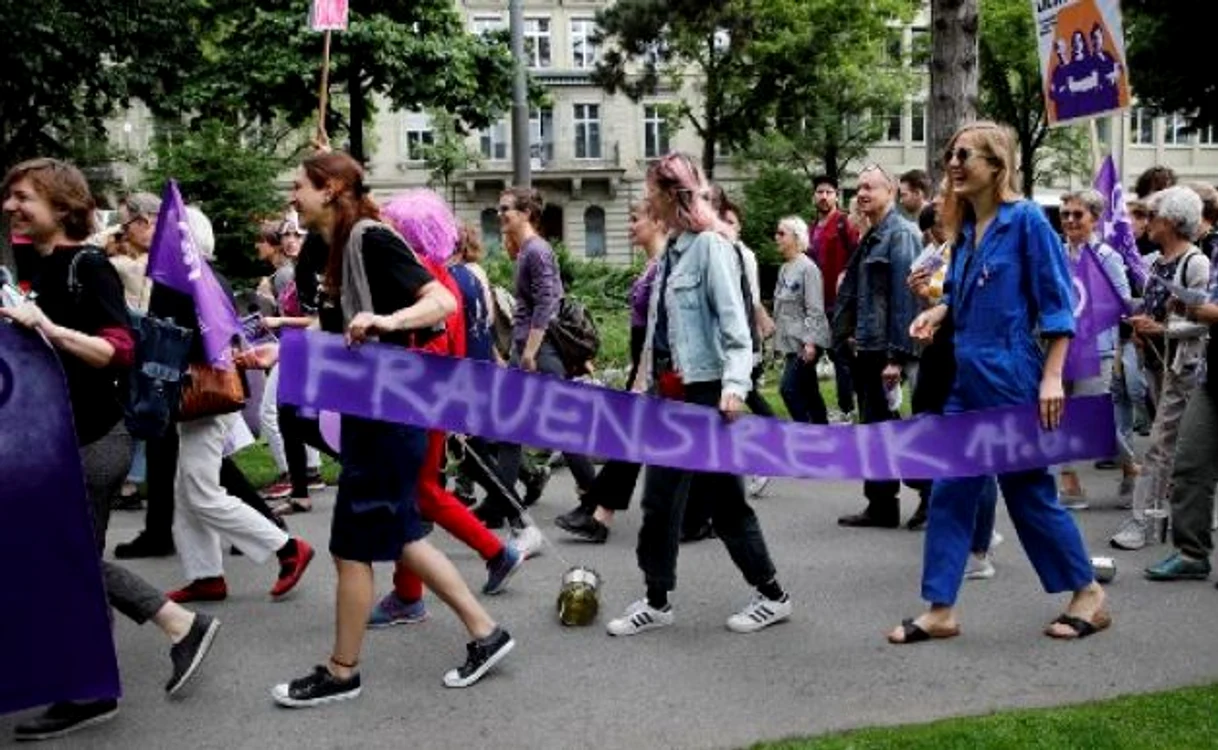 Proteste/greva femei Elvetia FOTO AFP