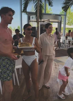 Andreea Popescu și Rareș Cojoc, la aniversarea fiului lor. Foto: Instagram 