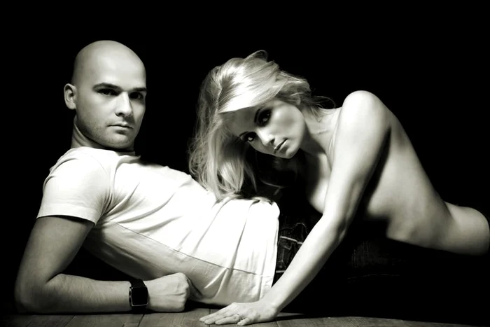 
    Sylvia şi Andrei de la Alb Negru  