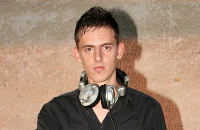 Arad: PORTRET /VIDEO  Lui Cătălin Dogaru îi curge muzică  prin vene