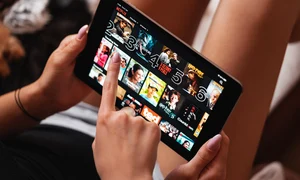 tablet 7025848 1280 jpg