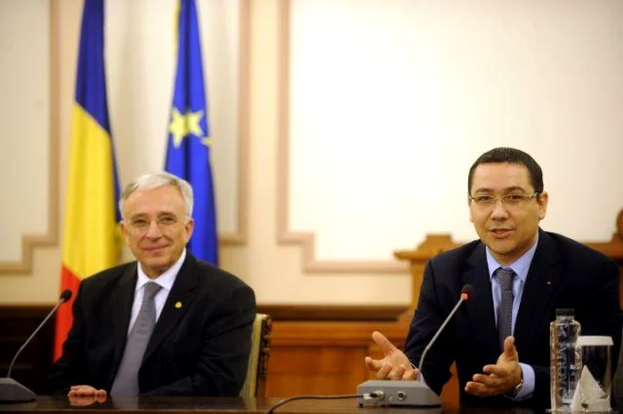 Victor Ponta a spus că guvernatorul Băncii Naţionale a României, Mugur Isărescu, plăteşte taxe mai mari la stat pentru că firma la care este acţionar are profit mai mare FOTO Adevărul