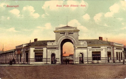 Bucureşti. Piaţa Bibescu Vodă, la începutul secolului XX (© iMAGO Romaniae)