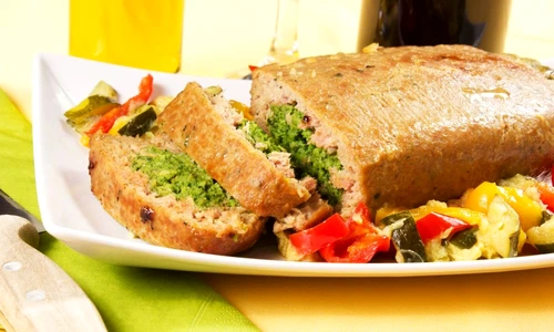rulada din carne de curcan jpeg