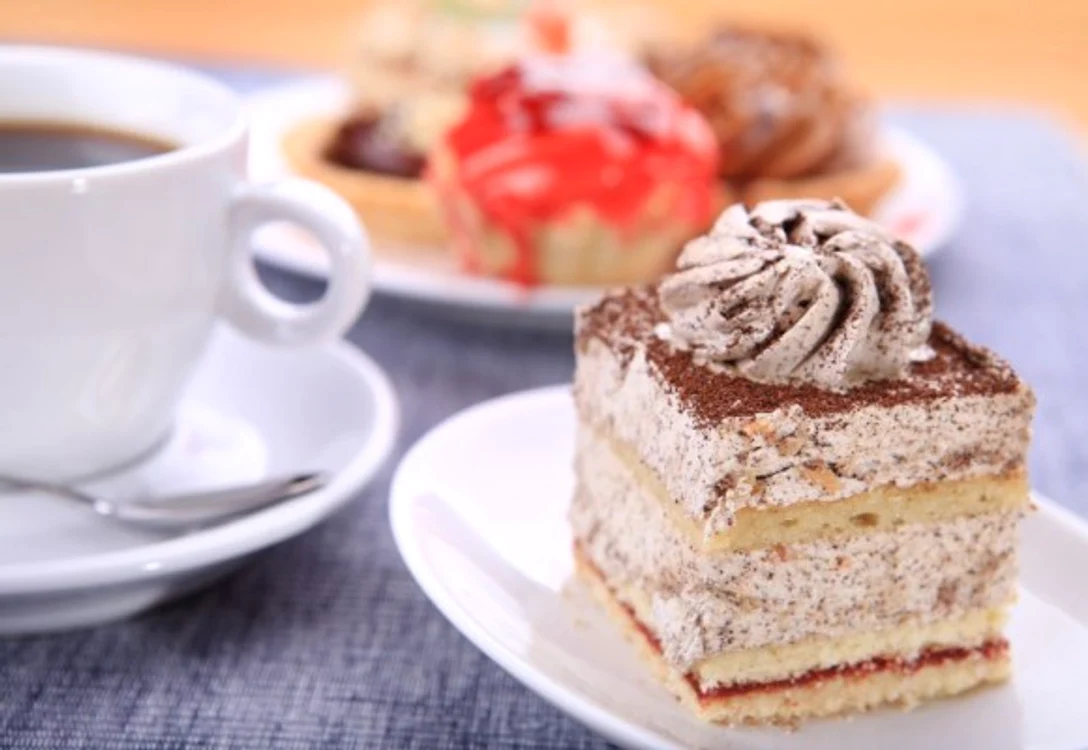 Este atat de buna si de fina, incât această prăjitura cu crema de cafea va deveni preferata taclickpoftabuna.ro