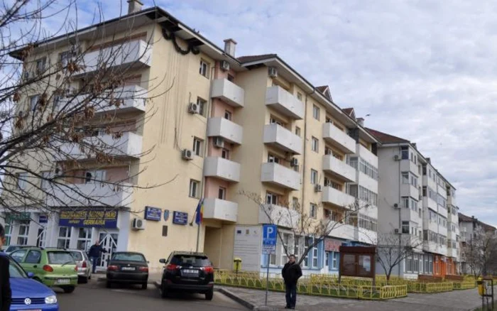 Sediul Primăriei Feteşti a fost călcat de mascaţi FOTO: arhivă slobozia.adevarul.ro