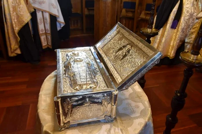 Sfintele Moaşte vor fi aşezate din nou în Catedrala Patriarhală pe 28 octombrie 2021, după închinarea ultimului credincios.