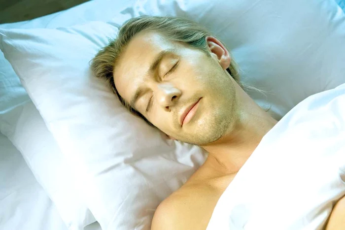 
    Somnul te scapă de cancer  