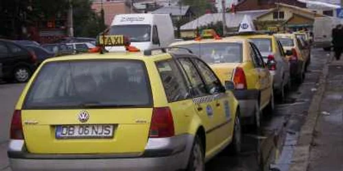 Târgovişte:O treime dintre taximetrişti sunt ilegali
