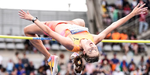 Yaroslava Mahuchikh x jpg
