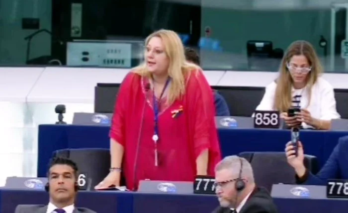 Diana Șoșoacă, la primul discurs în PE FOTO: Captură video