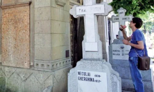 Vanghelie rămâne pe poziţii în cavoul familiei Lahovary jpeg