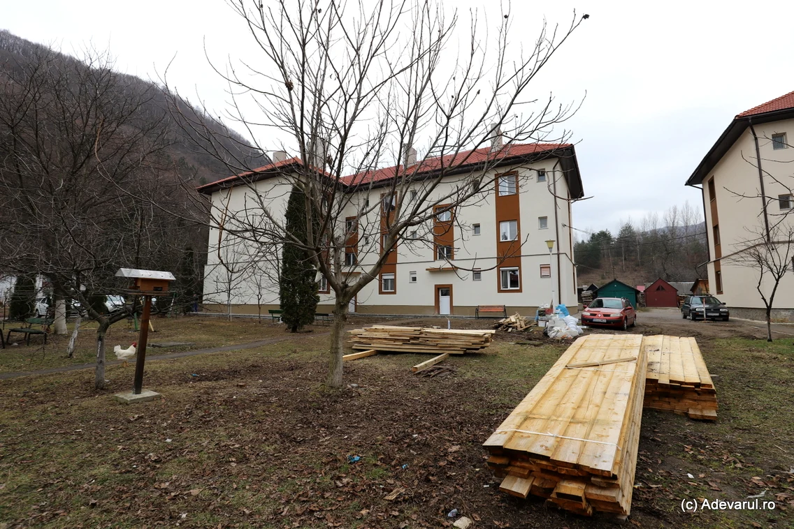 Orasul Nucet  Foto Daniel Guță ADEVĂRUL (11) JPG