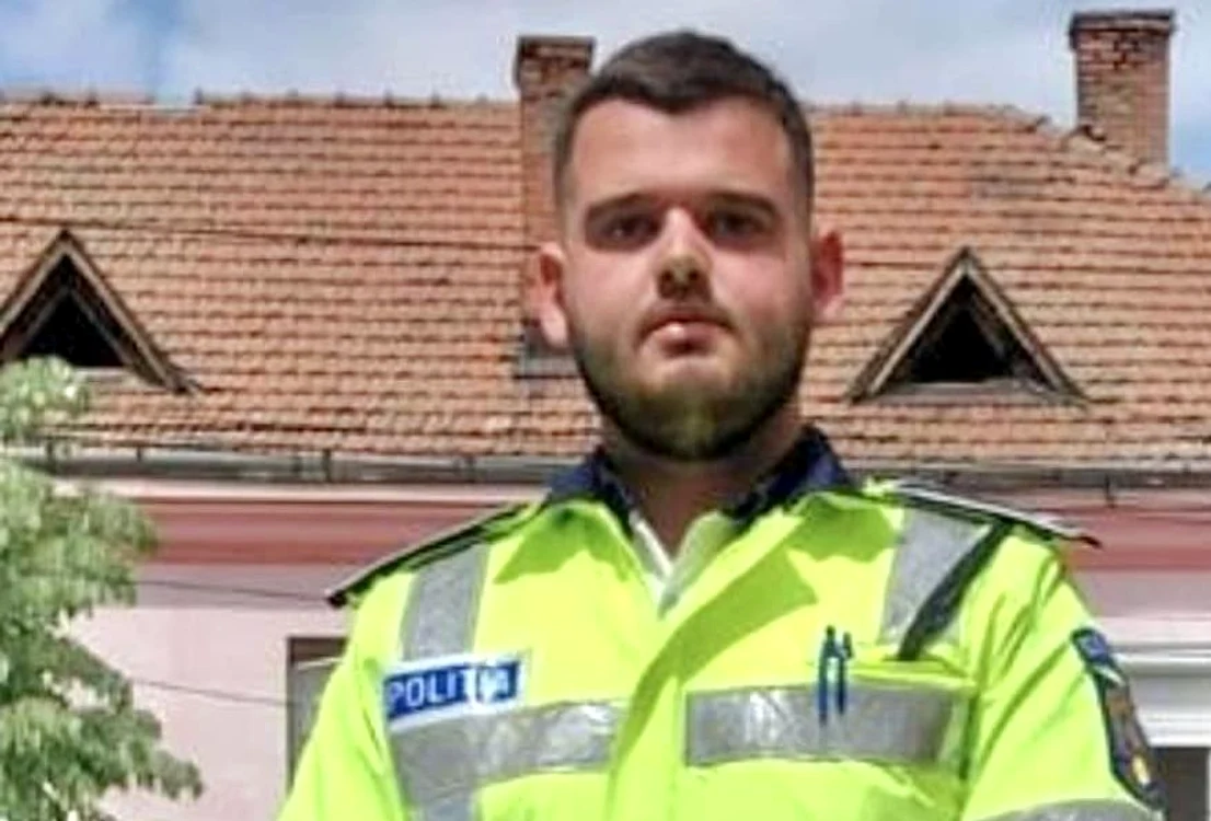Polițistul din Cugir care l-a salvat pe copil FOTO Facebook/ MAI