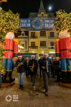 Târgul de Crăciun a blocat centrul oraşului până pe 28 decembrie