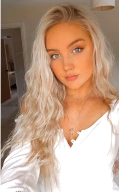 Emily fusese diagnosticată cu autism