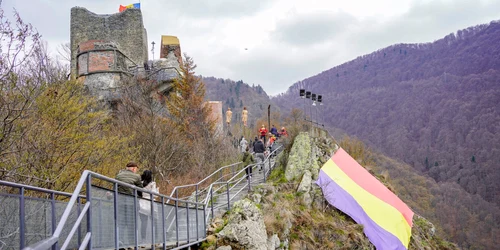 Cetatea Poienari, facebook CJ Argeş jpg
