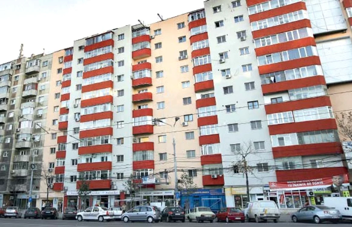 Preţul mediu pentru un apartament în Capitală este de aproape 1.300 de euro pe metru pătrat