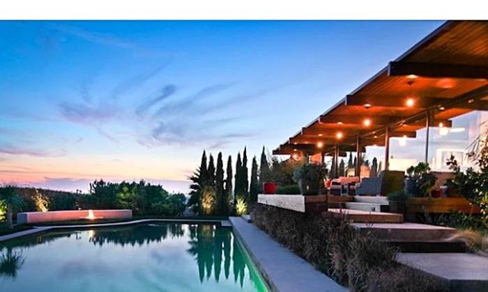 scarlett johannson and ryan reynolds house 2 574x430 0 jpeg