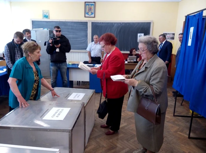 587.727 de suceveni sunt aşteptaţi la vot. FOTO Dănuţ Zuzeac