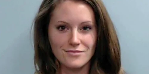Lindsey Jarvis - profesoara acuzata de violarea unui minor FOTO Fayette County Sheriff's Office
