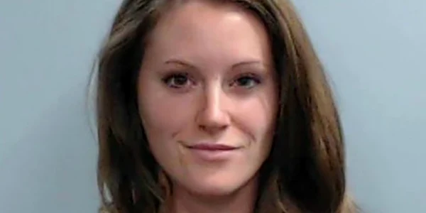 Lindsey Jarvis - profesoara acuzata de violarea unui minor FOTO Fayette County Sheriff's Office