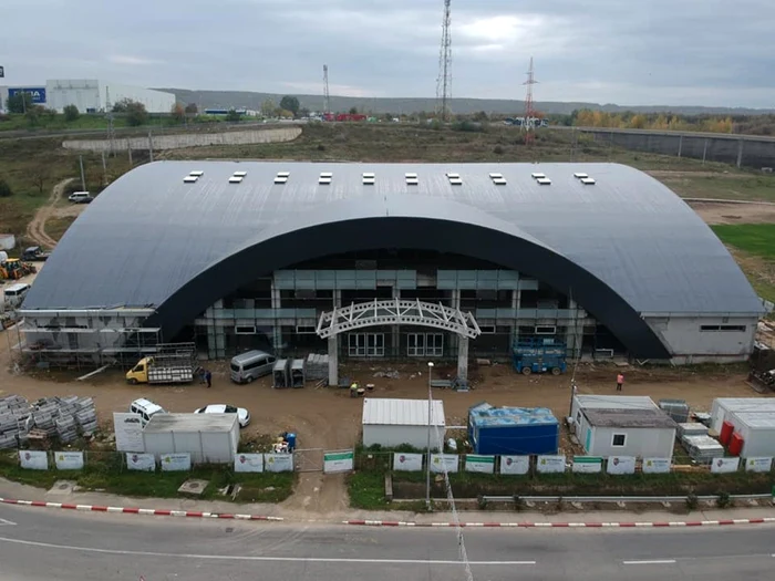 Lucrările la Sala Sporturilor din Mioveni se apropie de final FOTO: Primăria Mioveni