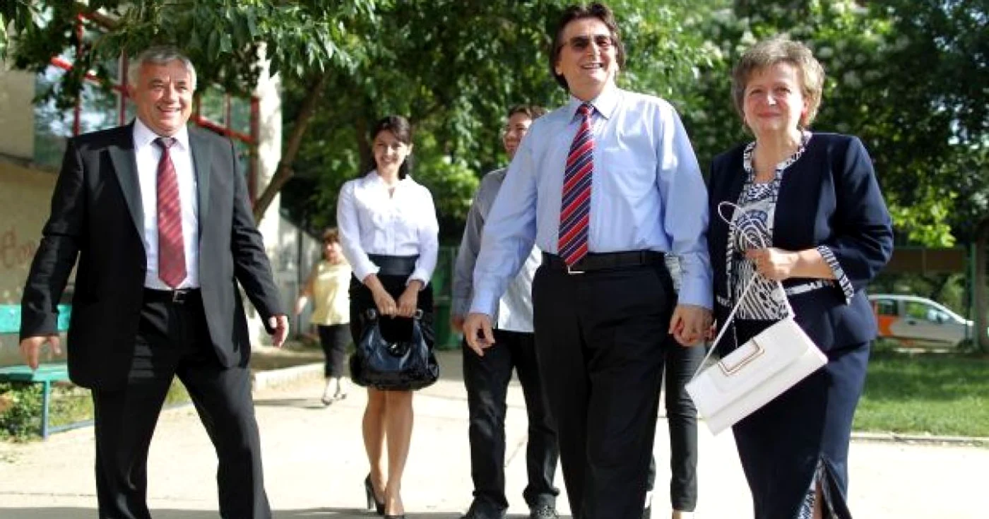 Nicolae Robu şi Titu Bojin vor vota împreună la referendum