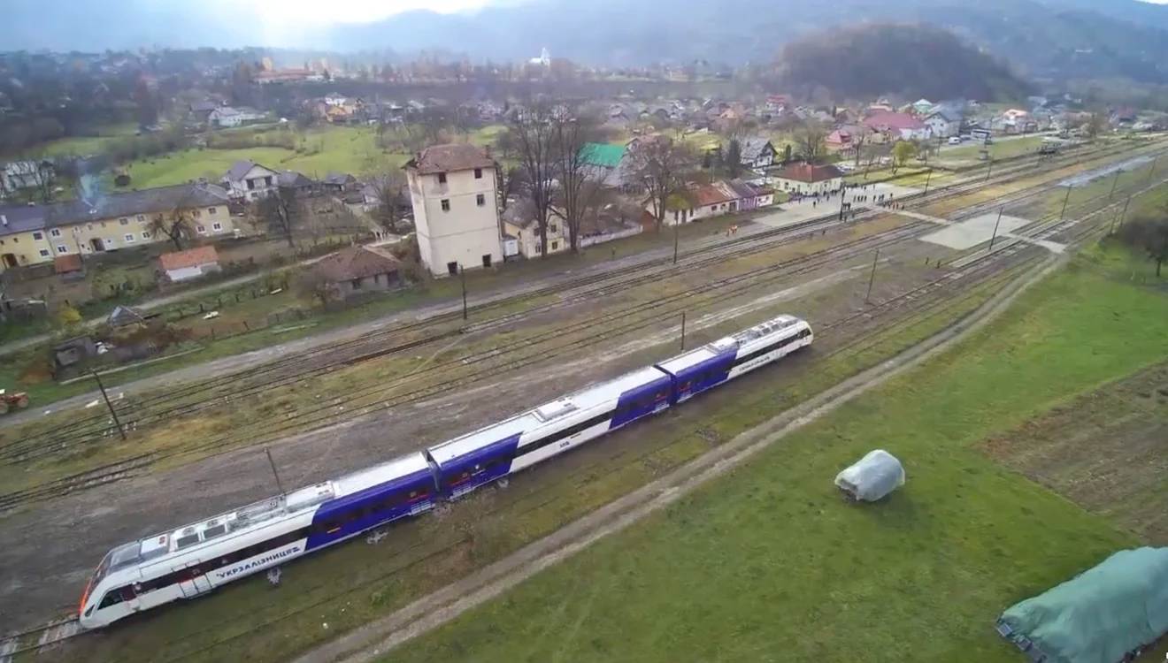Automotor ucrainean cursa de proba pe linia Berlibas (UZ) - Valea Vișeului (CFR) Foto Captura Video 