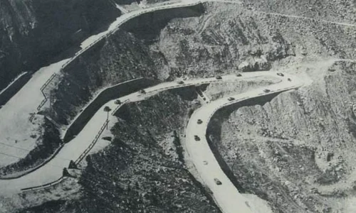 Mitul specialistului în construcţii jpeg