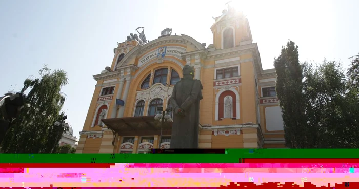 Teatrul Naţional este unul dintre simbolurile Clujului (foto: adevarul)