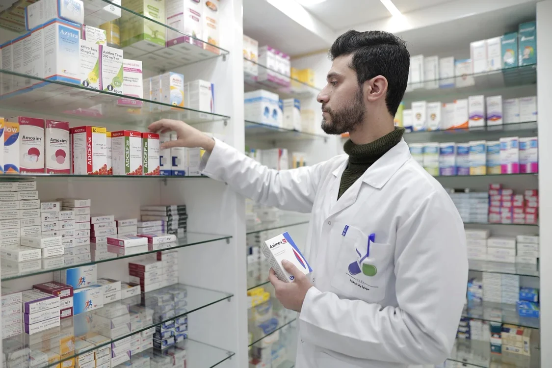 Antibiotice fără rețetă. Ce trebuie să știi despre doza de urgență.