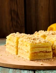 Prajitura cu crema de lamaie  Sursa foto shutterstock 503549560 jpg