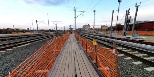lucrari de infrastructura feroviara in gara devei foto daniel guta adevarul