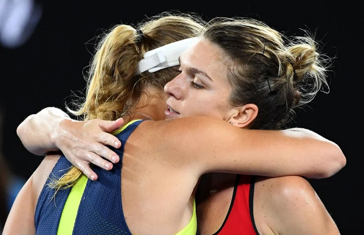 Halep a felicitat-o pe Wozniacki