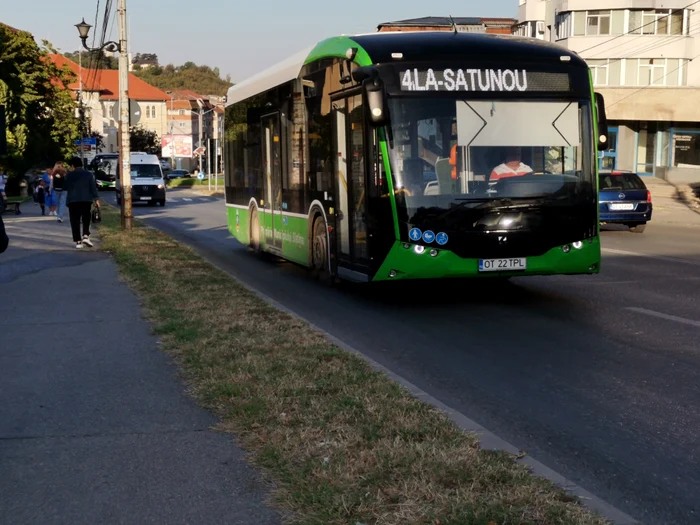 Toți elevii vor putea circula gratuit cu autobuzele din Slatina FOTO: A.M.