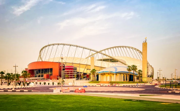 Khalifa International Stadium, capacitate: 45,857 de locuri