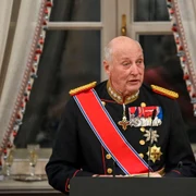 regele harald al norvegiei (3) jpg