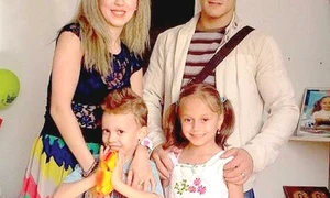 Marian Dragulescu si Larisa, cu copiii, pe vremea cand alcatuiau o familie jpeg