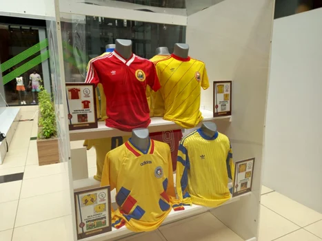 Tricouri de legendă ale Generaţiei de aur