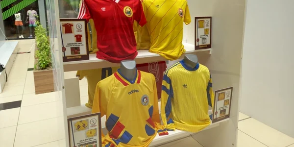 Tricouri de legendă ale Generaţiei de aur