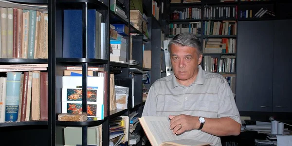 Prof. univ. dr. Ionel Cândea, directorul Muzeului Brăilei