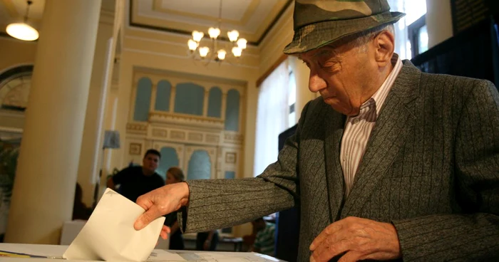 La 28 noiembrie în buletinul de vot vor figura 39 de concurenţi. Foto din arhivă 