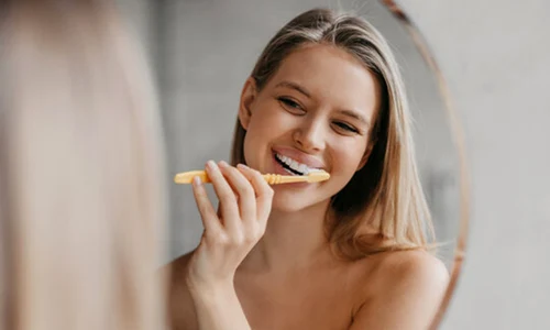spalat pe dinti adobestock jpg